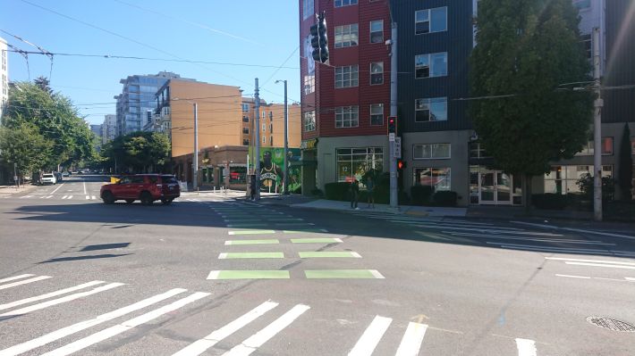 Red light at Denny Way on 1st Ave N